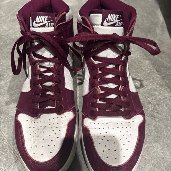 Nike Air Jordan 1 Retro High OG Bordeaux 555088-611 Size 13 Men